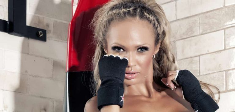 The Queen of Babestation is leaving!