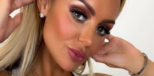 Tori-Lee on tonight’s Babestation show!