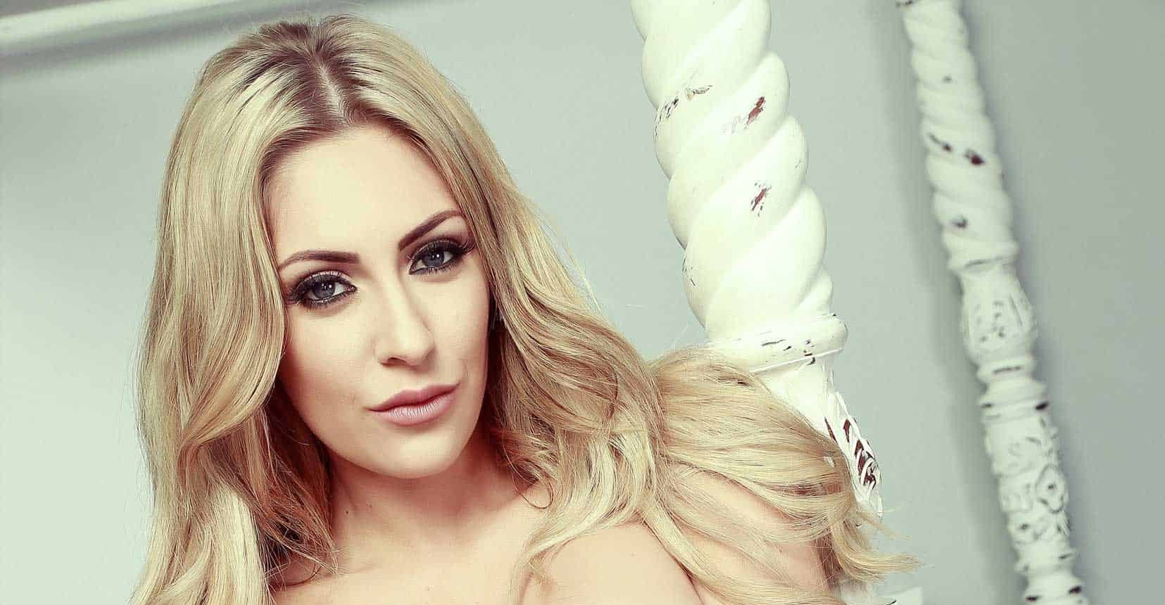 Ashley Emma tits