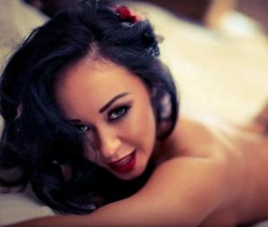 Babestation VIP Caty Cole