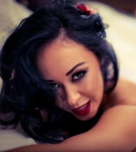 Babestation Caty Cole