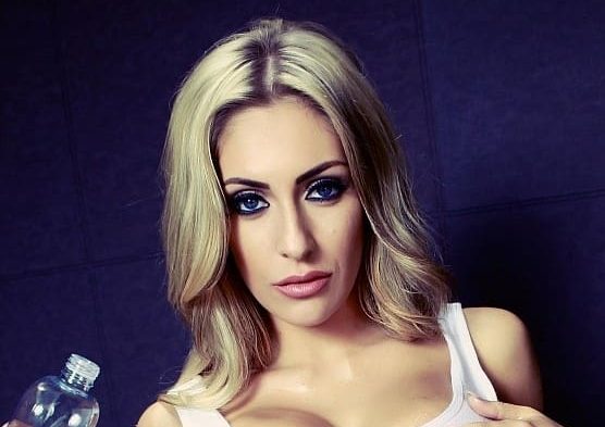 Ashley Emma