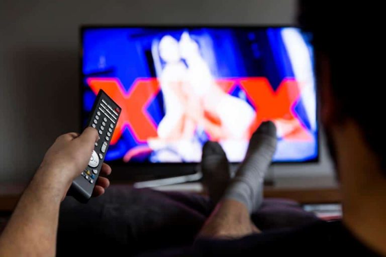 New UK porn laws could force you to verify your age at the post office!