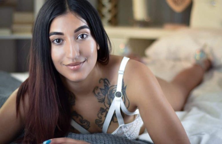 Cam Girl of the Week Alicia Sweets