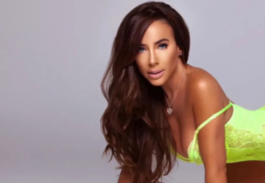 Jamie Hall: All About Her