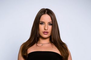 dayshow babe Tegan in black lingerie schedule