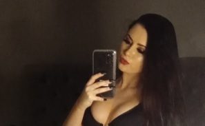 Top 5 new babes Roxy in black lingerie