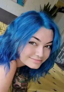 Lola Mason AKA Mama Plugs in thong